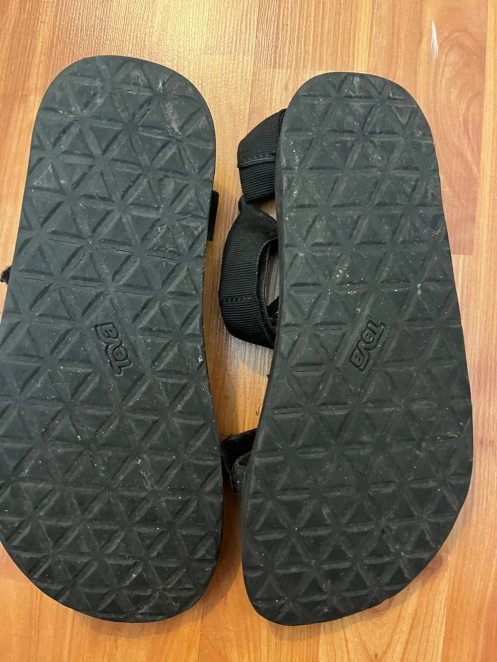 Teva Black Strappy Sandals Size 9